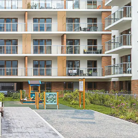 Bright Beige Apartment With Furnished Balcony And Parking In Gdansk By Noclegi Renters Exterior photo
